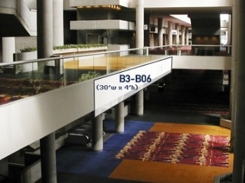 Banner B3-B06