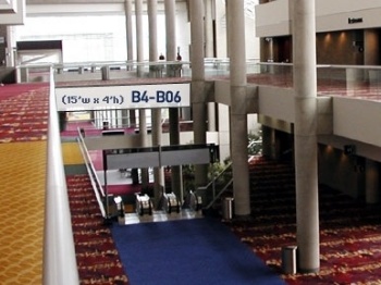 Banner B4-B06